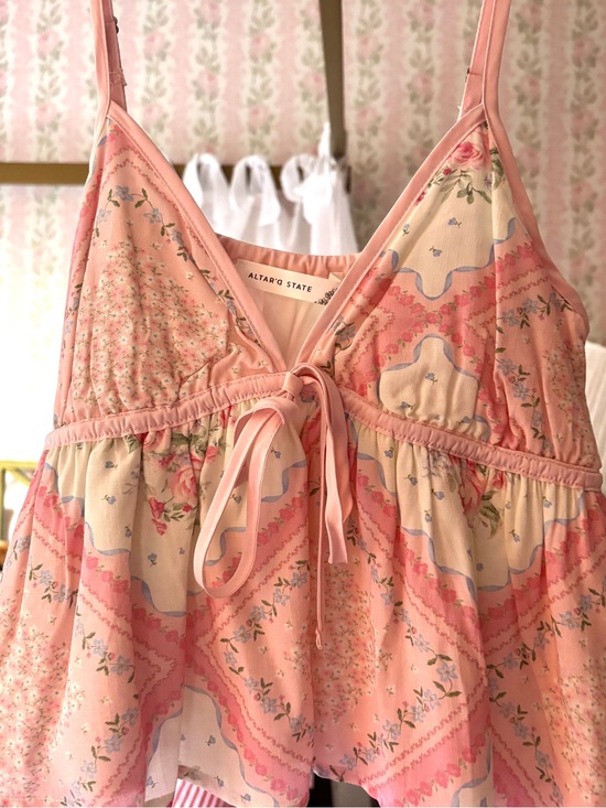 Altar'd State Tops - Altar'd State Pink Floral Tie-Front Ruffle Tank